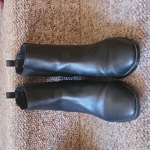 Gently used Boots